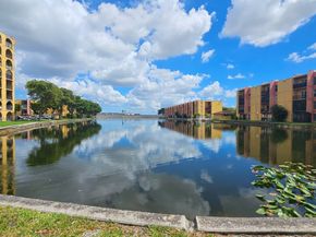4709 NW 7th St 1059, Miami FL 33126