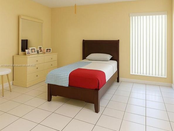 4709 NW 7th St 1059, Miami FL 33126