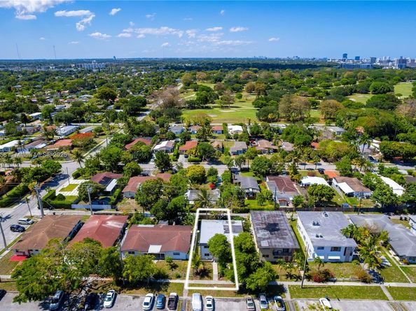 2039 NE 172nd St, North Miami Beach FL 33162