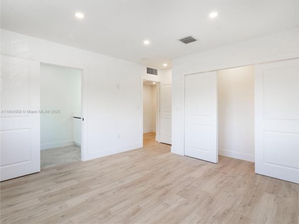 2039 NE 172nd St, North Miami Beach FL 33162