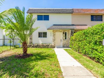 2039 NE 172nd St