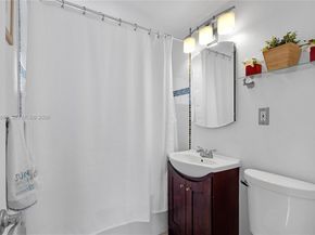 2430 Key Largo Lane, Fort Lauderdale FL 33312