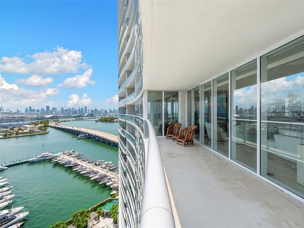 450 Alton Rd 1907, Miami Beach FL 33139
