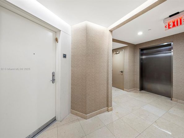 450 Alton Rd 1907, Miami Beach FL 33139