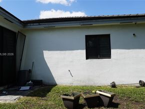 16869 SW 109th Pl, Miami FL 33157