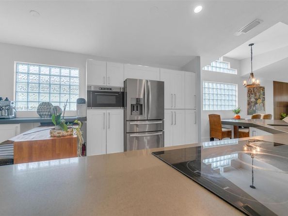 16410 Sapphire Bnd, Weston FL 33331