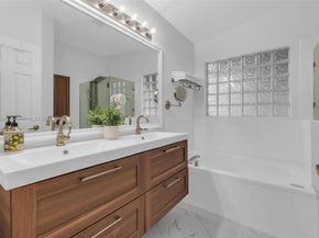 16410 Sapphire Bnd, Weston FL 33331