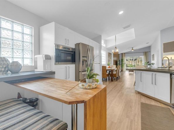 16410 Sapphire Bnd, Weston FL 33331