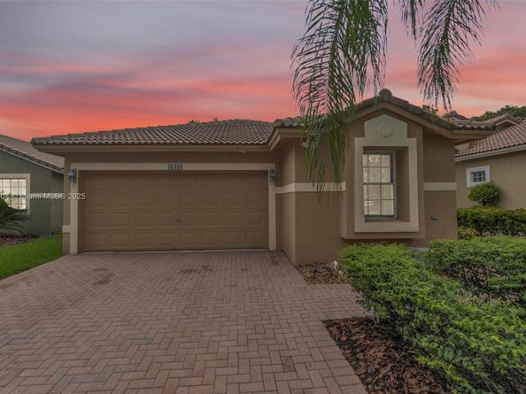 16410 Sapphire Bnd, Weston FL 33331