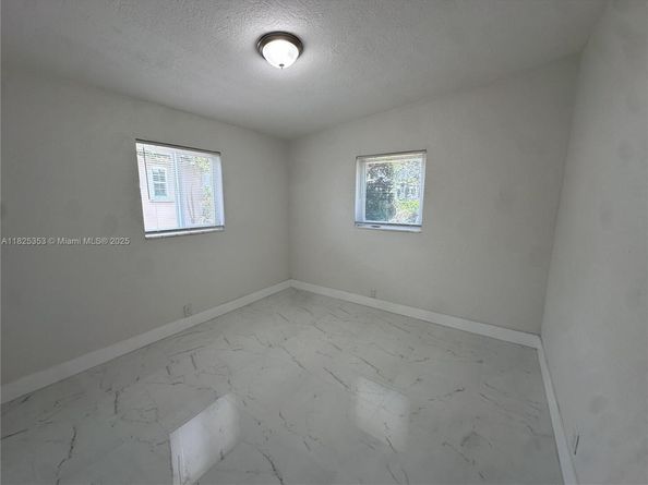 3231 NW 48th Ter, Miami FL 33142