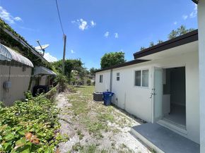 3231 NW 48th Ter, Miami FL 33142