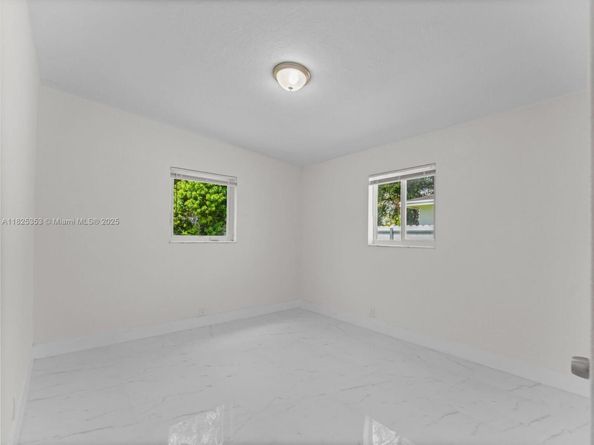 3231 NW 48th Ter, Miami FL 33142