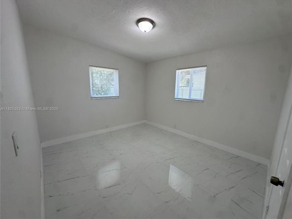3231 NW 48th Ter, Miami FL 33142