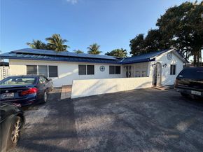15022 SW 67th Ln, Miami FL 33193