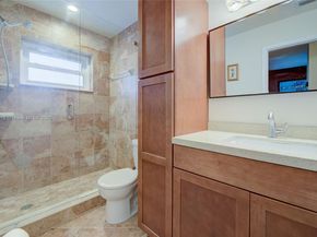 1400 Tallwood Ave 303, Hollywood FL 33021