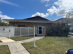 1400 Tallwood Ave 303, Hollywood FL 33021