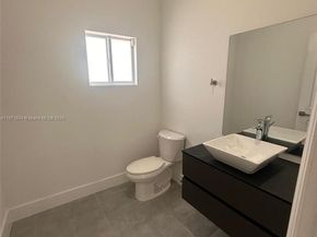 2423 NW 23rd Ln, Fort Lauderdale FL 33311