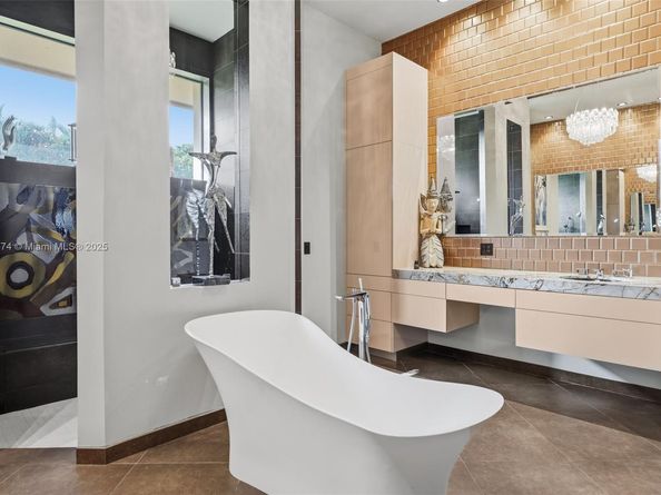 12321 NW 2nd St, Plantation FL 33325