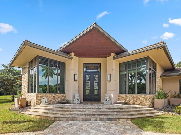 12321 NW 2nd St, Plantation FL 33325