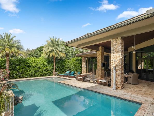 12321 NW 2nd St, Plantation FL 33325