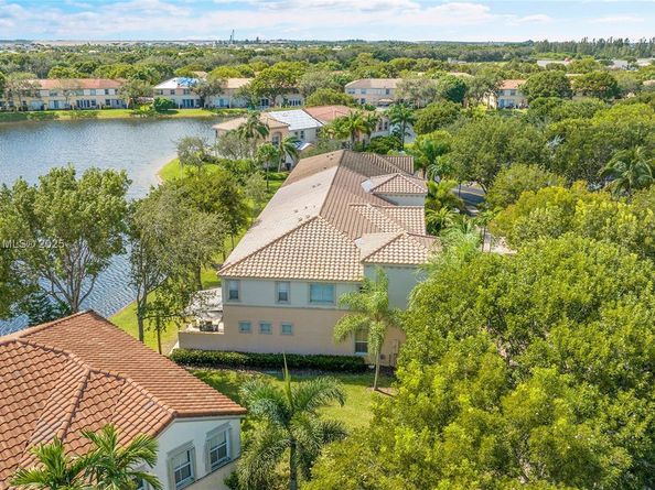 16250 SW 47th Mnr, Miramar FL 33027