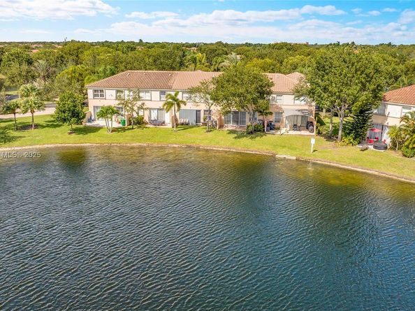 16250 SW 47th Mnr, Miramar FL 33027