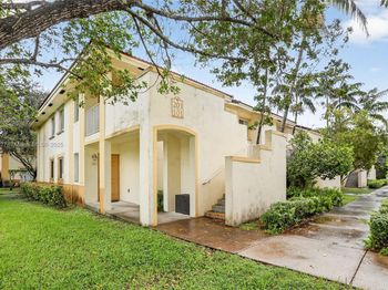6235 SW 47th Mnr