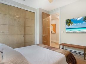 3075 Mary St, Miami FL 33133