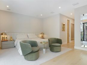 3075 Mary St, Miami FL 33133