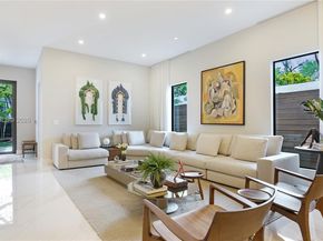 3075 Mary St, Miami FL 33133