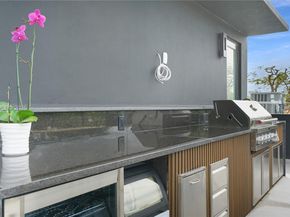 3075 Mary St, Miami FL 33133