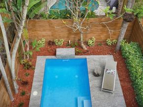 3075 Mary St, Miami FL 33133