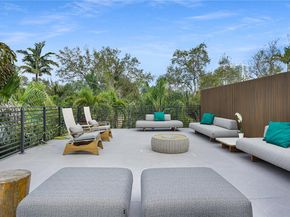 3075 Mary St, Miami FL 33133