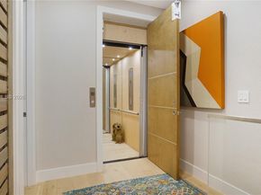 3075 Mary St, Miami FL 33133