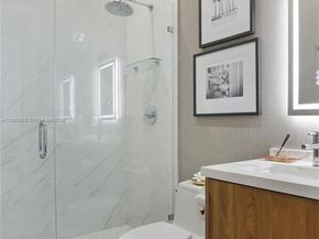 3075 Mary St, Miami FL 33133