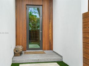 3075 Mary St, Miami FL 33133