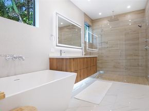 3075 Mary St, Miami FL 33133