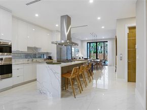 3075 Mary St, Miami FL 33133