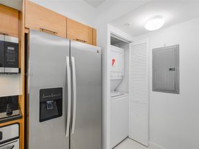 31 SE 5th St 1510, Miami FL 33131
