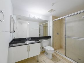 31 SE 5th St 1510, Miami FL 33131