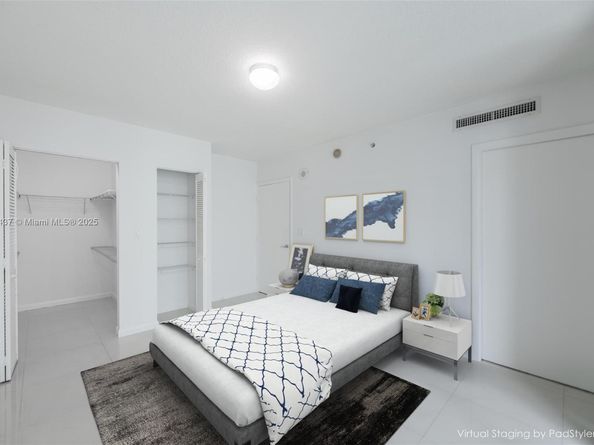 31 SE 5th St 1510, Miami FL 33131