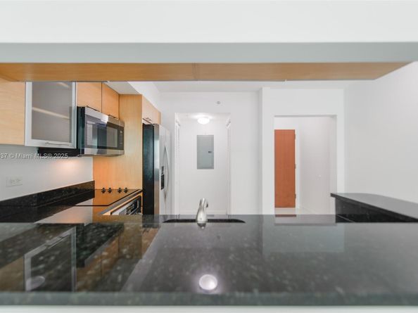 31 SE 5th St 1510, Miami FL 33131