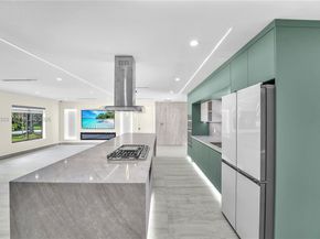 4700 SW 110th Ave, Davie FL 33328