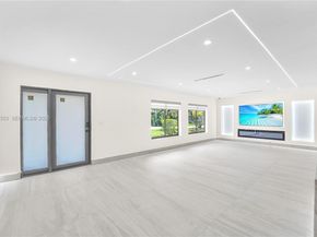 4700 SW 110th Ave, Davie FL 33328