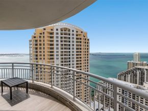 848 Brickell Key Dr 3403, Miami FL 33131