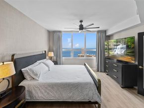 848 Brickell Key Dr 3403, Miami FL 33131