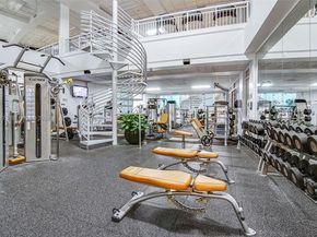 848 Brickell Key Dr 3403, Miami FL 33131