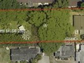 4681 SW 33rd Ave, Dania Beach FL 33312