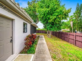 17130 NE 7th Ave, North Miami Beach FL 33162