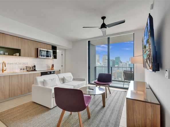 159 NE 6th St 3405, Miami FL 33132